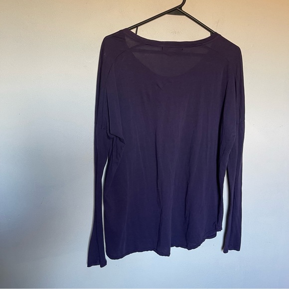 Velvet by Graham & Spencer Henley (B) - Picture 5 of 7